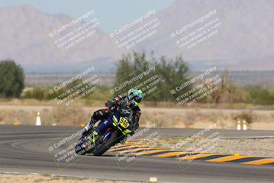 media/Oct-08-2023-CVMA (Sun) [[dbfe88ae3c]]/Race 5 Amateur Supersport Open/